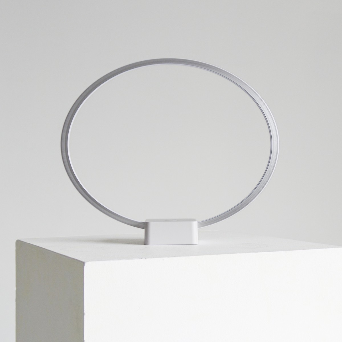 Circle Table Lamp